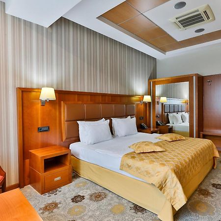 Kings Park Hotel Podgoriçe Dış mekan fotoğraf