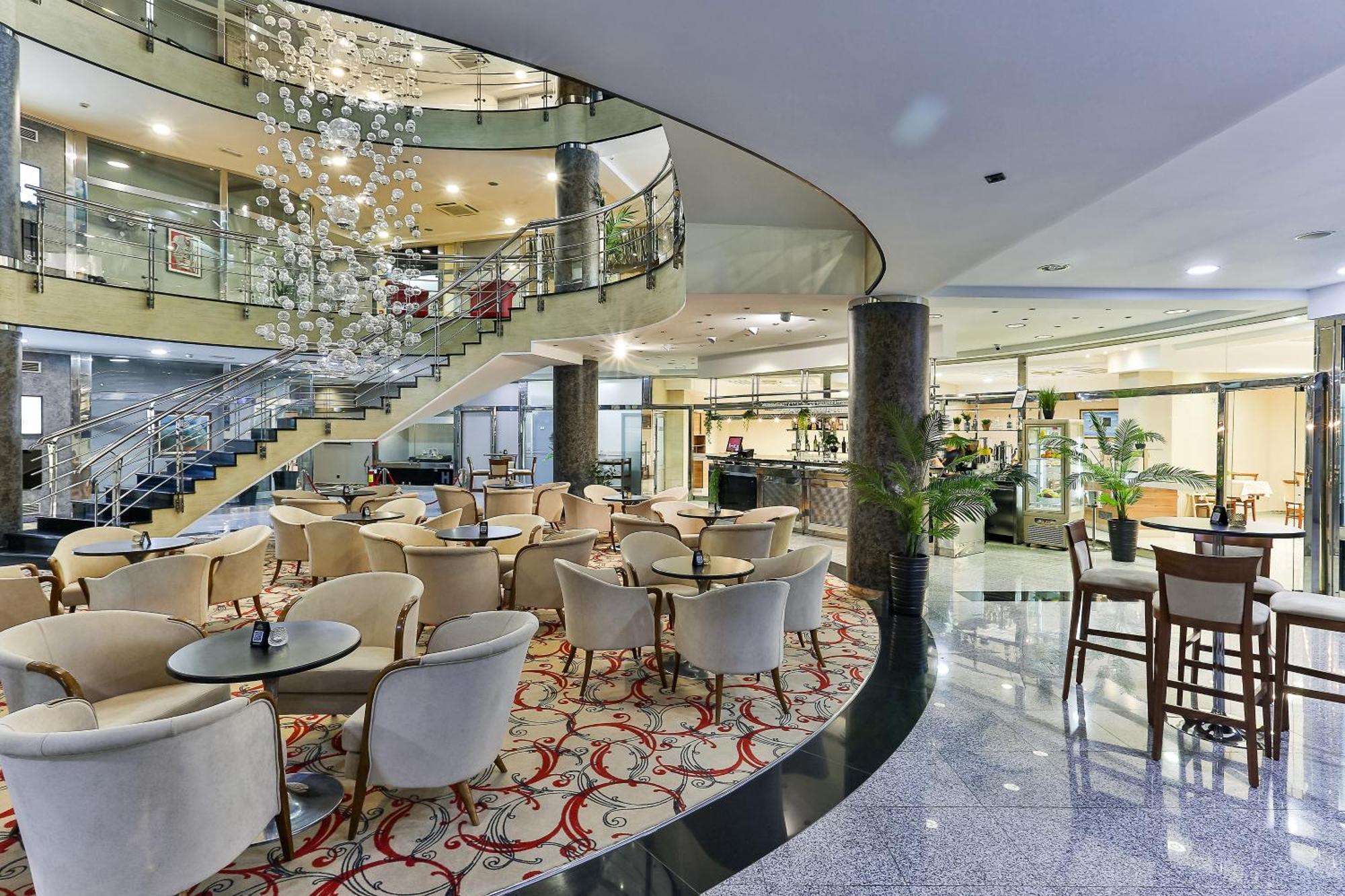 Kings Park Hotel Podgoriçe Dış mekan fotoğraf